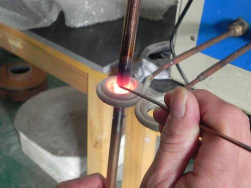 對于金屬加工用戶來說，高頻加熱機(jī)非常理想選擇。